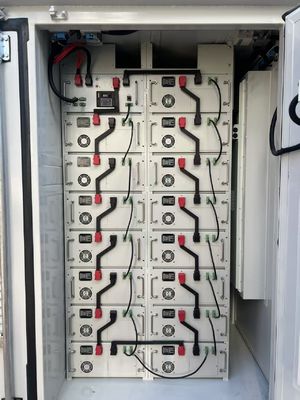 Hệ thống lưu trữ năng lượng pin BESS tiên tiến với giao diện truyền thông RS485 Năng lượng lưới AC400V Pcs Điện năng 50-500KW