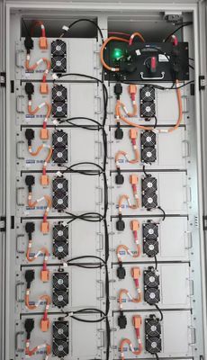 Hệ thống lưu trữ năng lượng thương mại container 20ft GES100KW-215KWH
