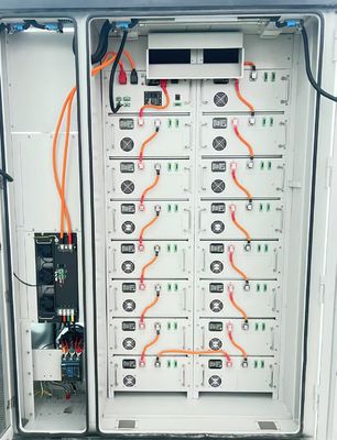 Dễ dàng chuyển đổi phụ tải đỉnh với Hệ thống Lưu trữ Năng lượng Tất cả trong Một